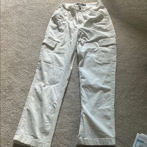 Hollister Women's White Cargo Pants - Size W25R